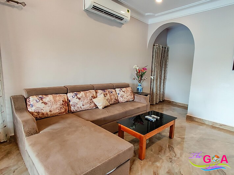 3 bhk villa for rent in Nagoa